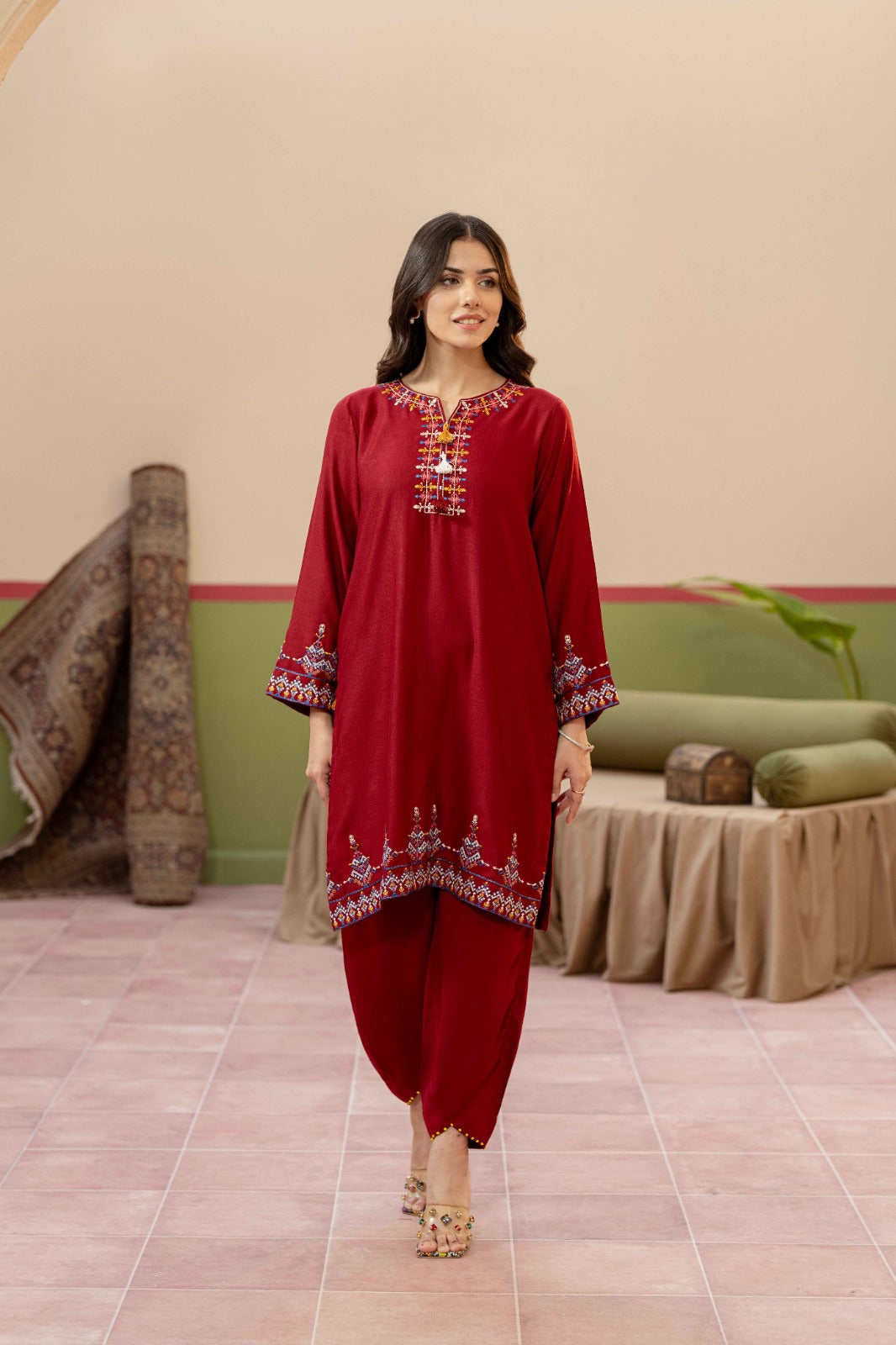 Husn-e-Inaab